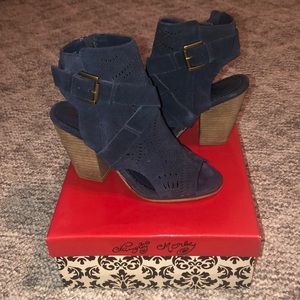 Naughty Monkey Navy Heels